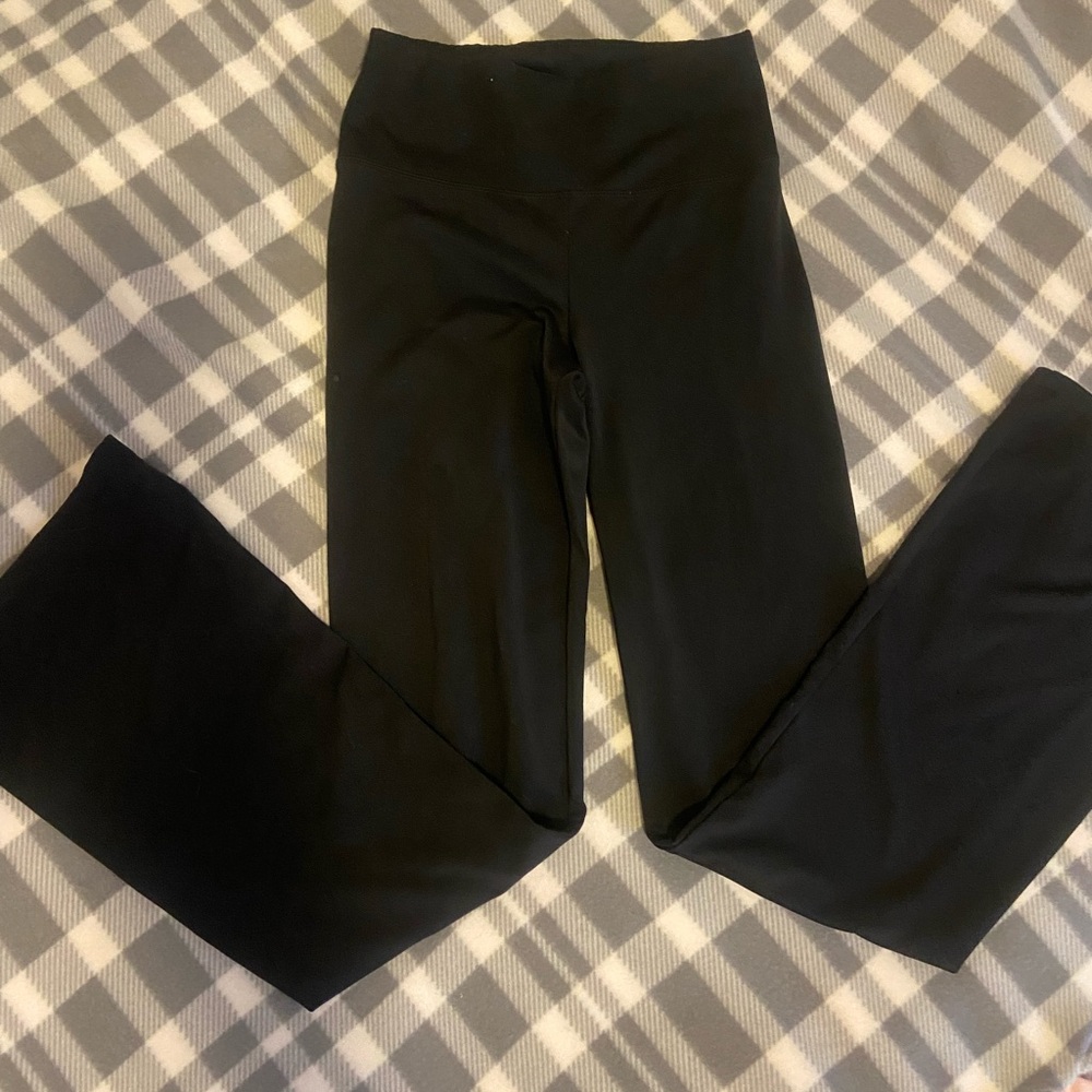 American eagle flare leggings
